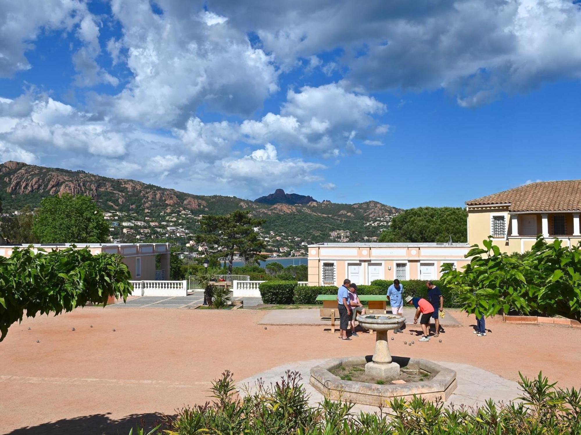 Studio Village Cap Esterel - Le Village-72 By Interhome Saint-Raphael  Ngoại thất bức ảnh